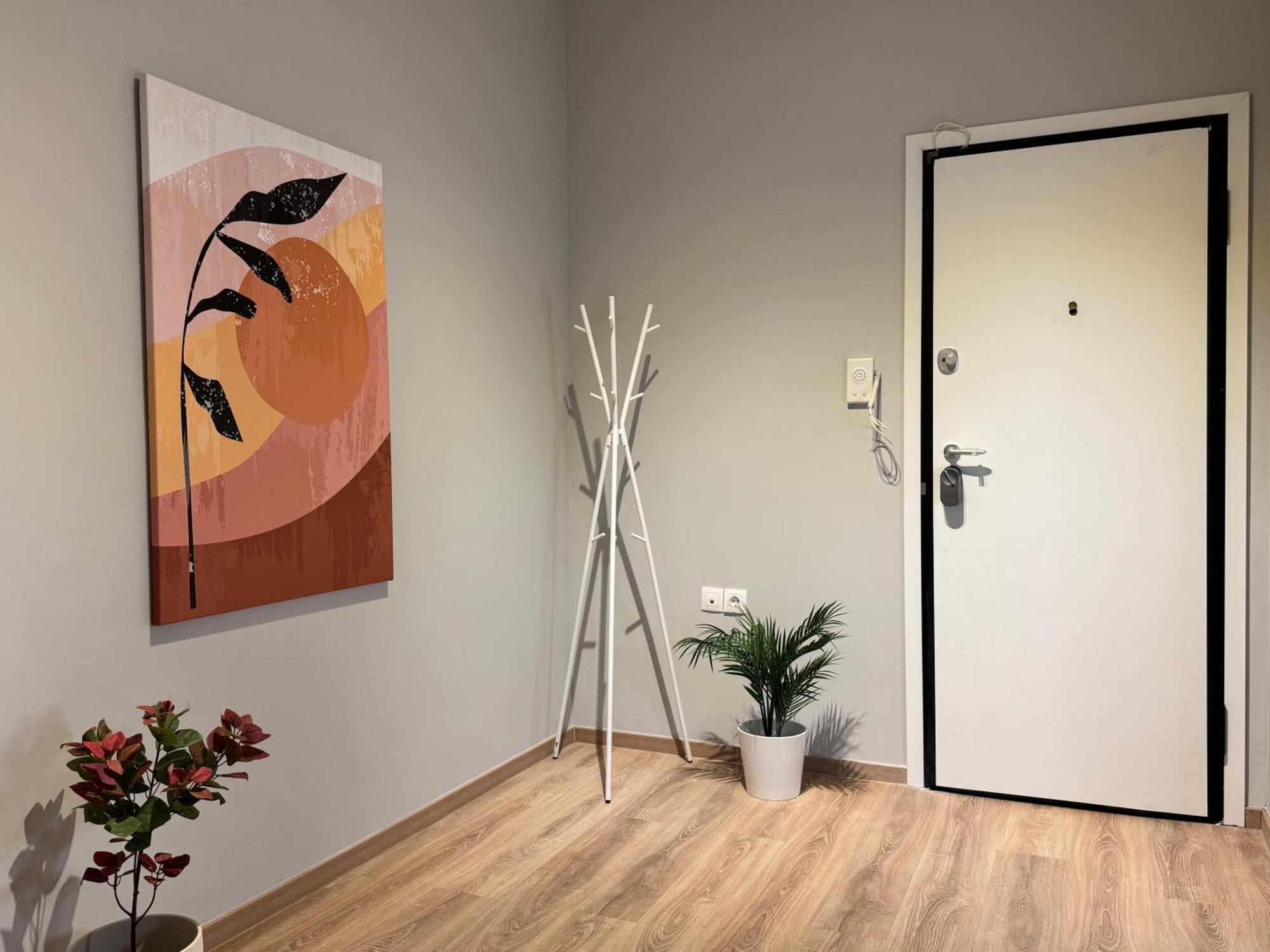 דירה Urban Breeze Aparment 1 *