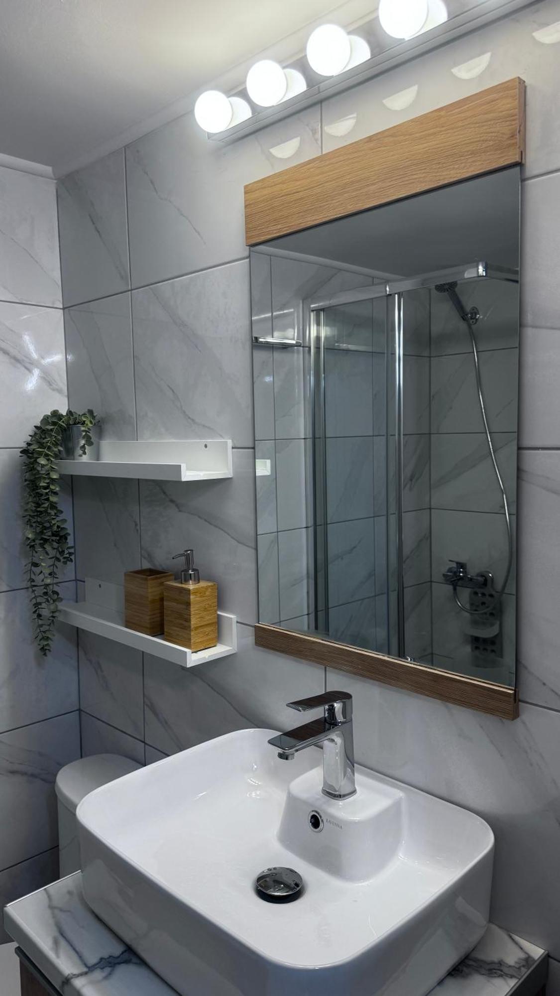 Urban Breeze Aparment 1
