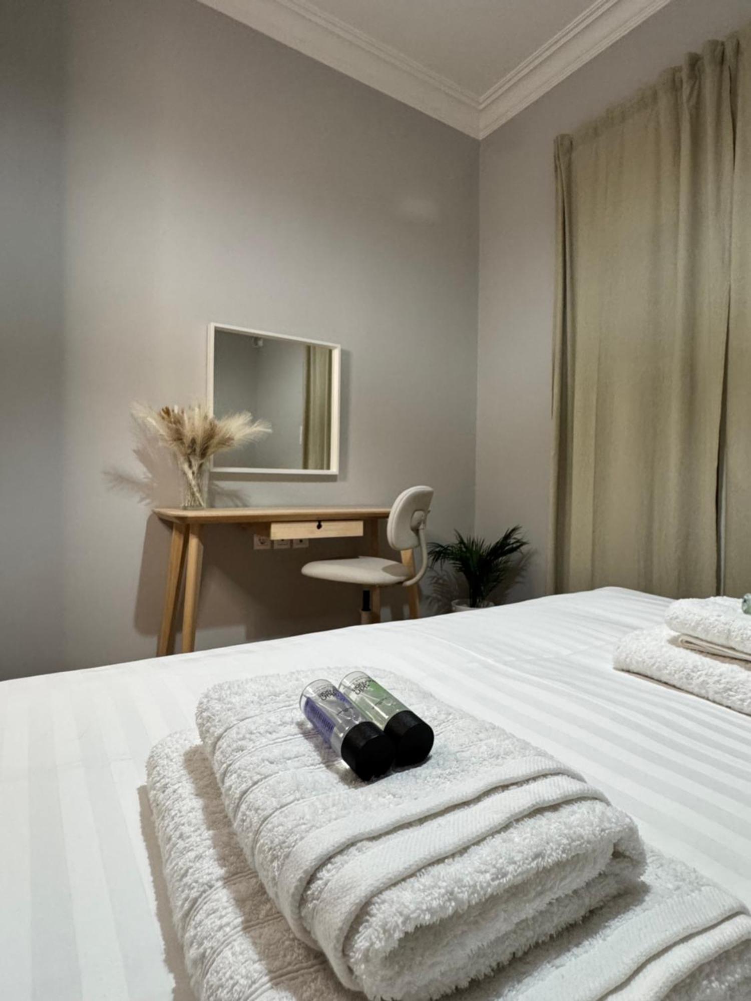 Urban Breeze Aparment 1 Apartment